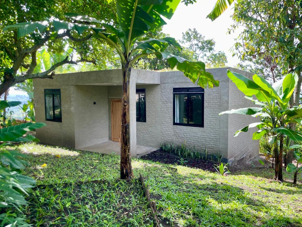 Rwengaju guest home